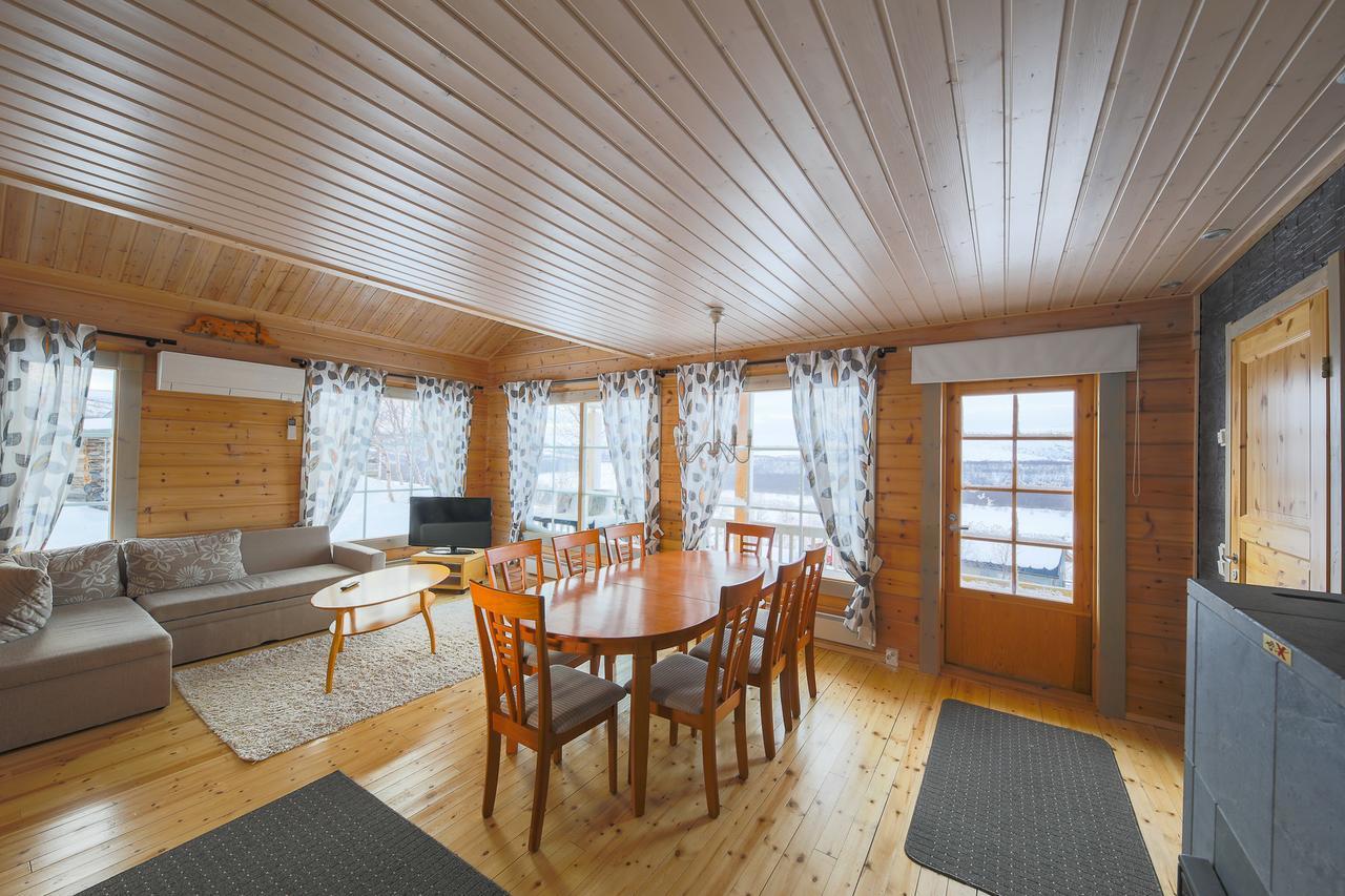 Arctic Aurora Borealis Cottages Nuorgam エクステリア 写真